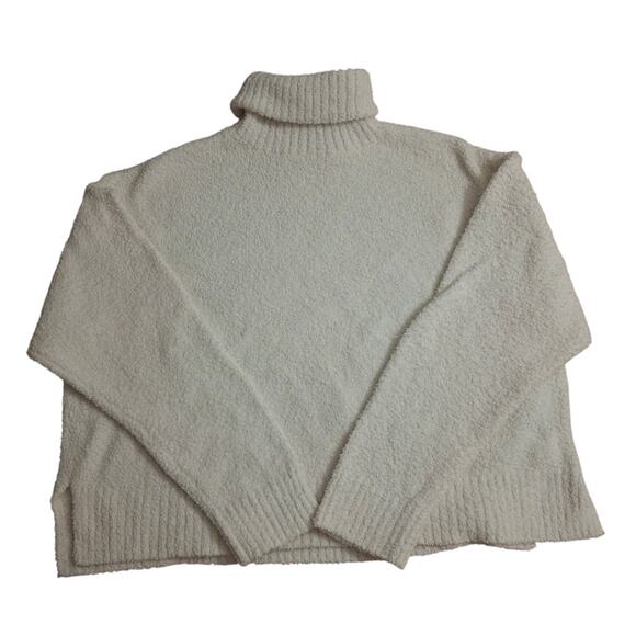UGG Cream Fluffy Turtleneck Sweater - Size XL - Picture 1 of 6